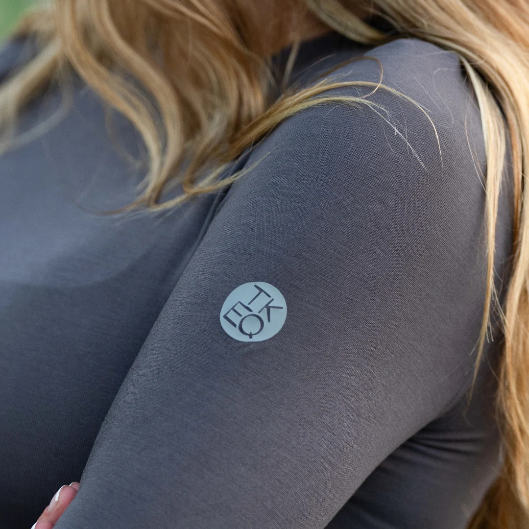 TKEQ Stride Performance Top - Grail